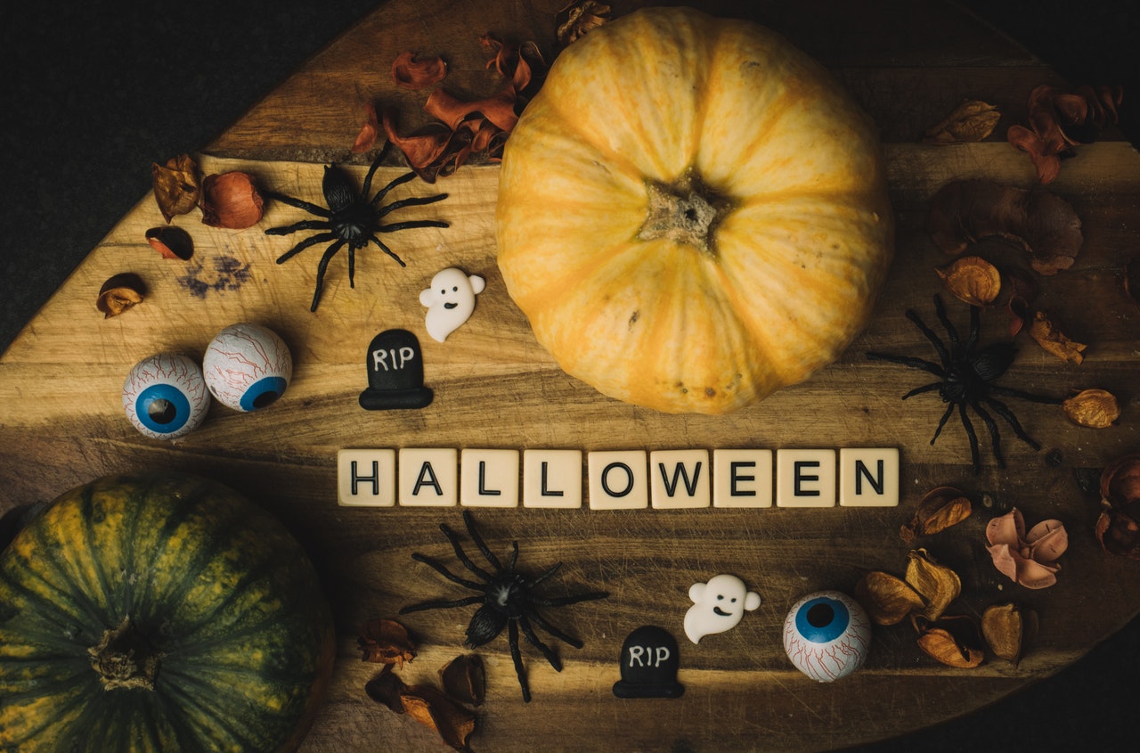 How To Organize A Virtual Halloween Party For Remote Working Teams