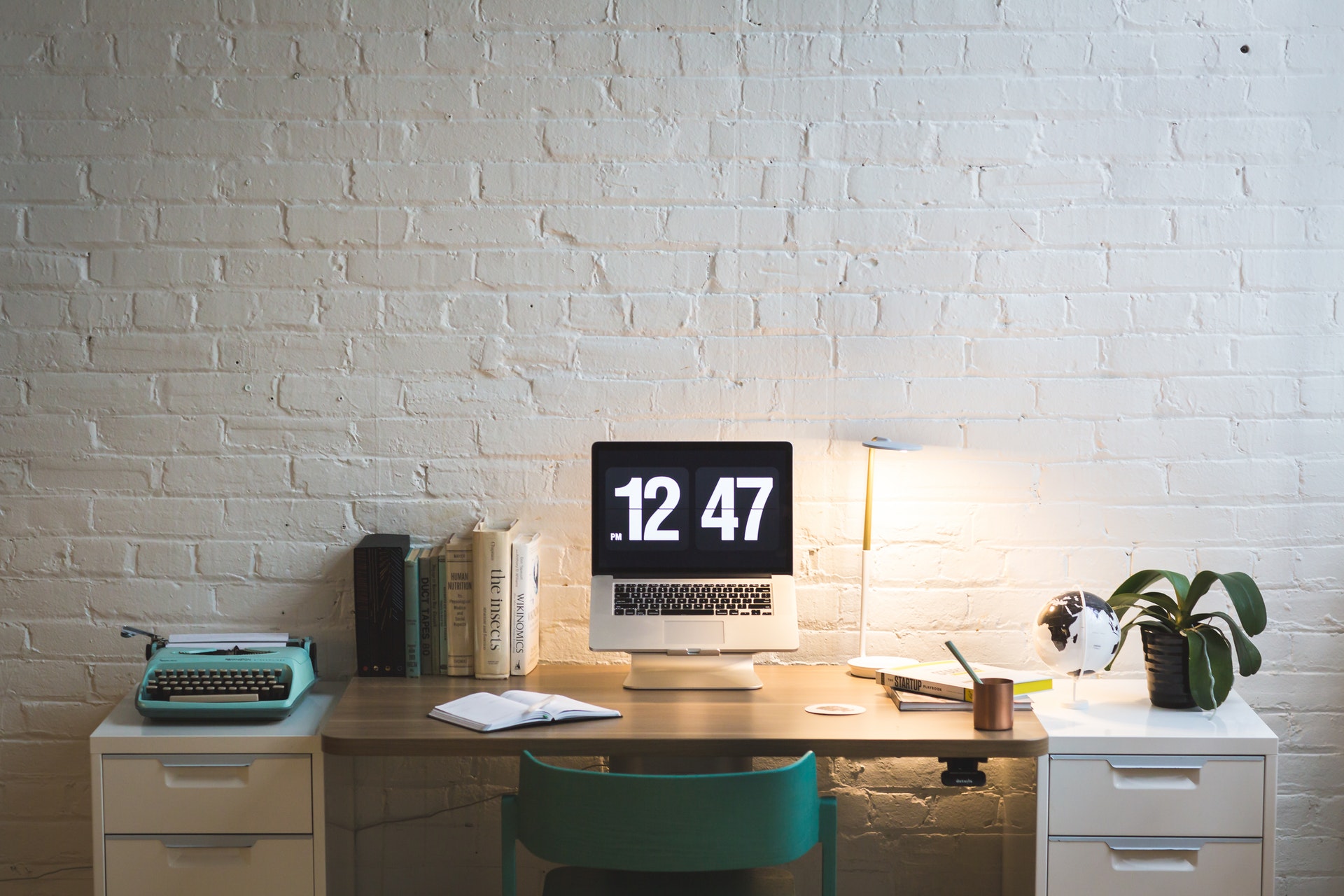 The Importance of Project Time Management (And 5 Great Ways To Do It)