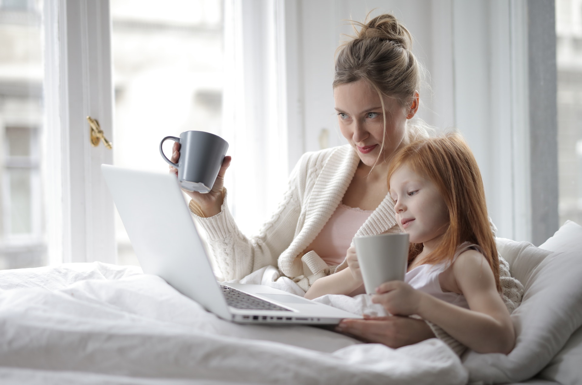 Working From Home with Kids? Follow These 9 Tips to Avoid Getting Distracted